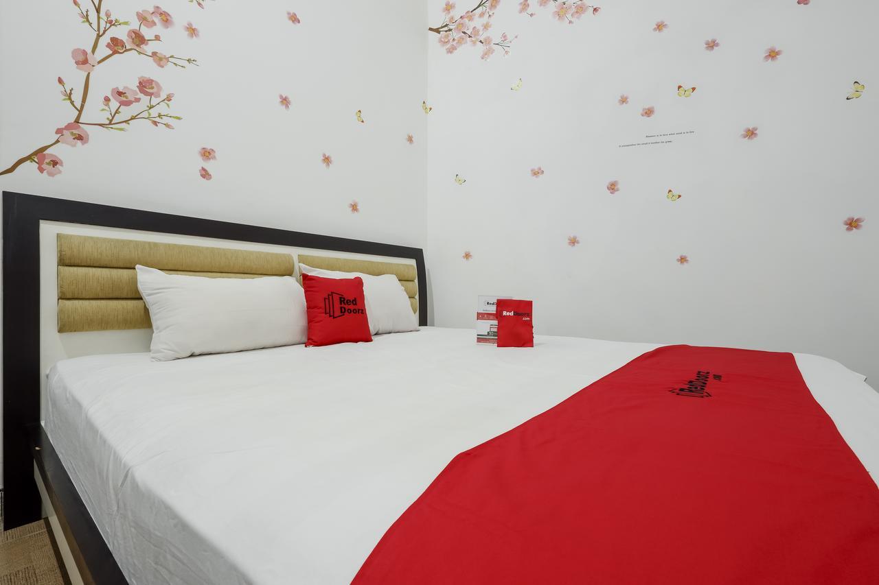 Reddoorz @ Prambanan Timur Raya Semarang Eksteriør billede